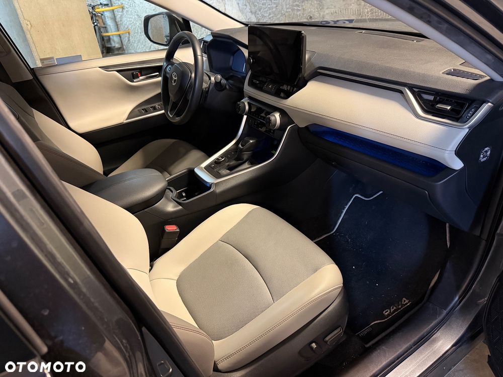 Toyota RAV4 2.5 Hybrid Executive 4x4 - 6