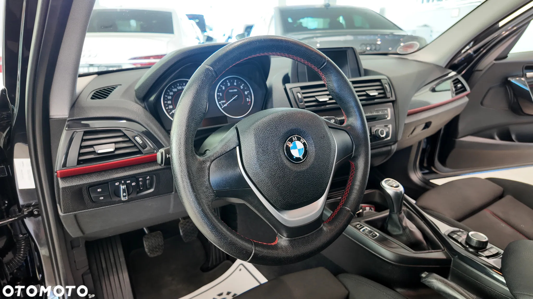 BMW Seria 1 116i Sport Line - 24