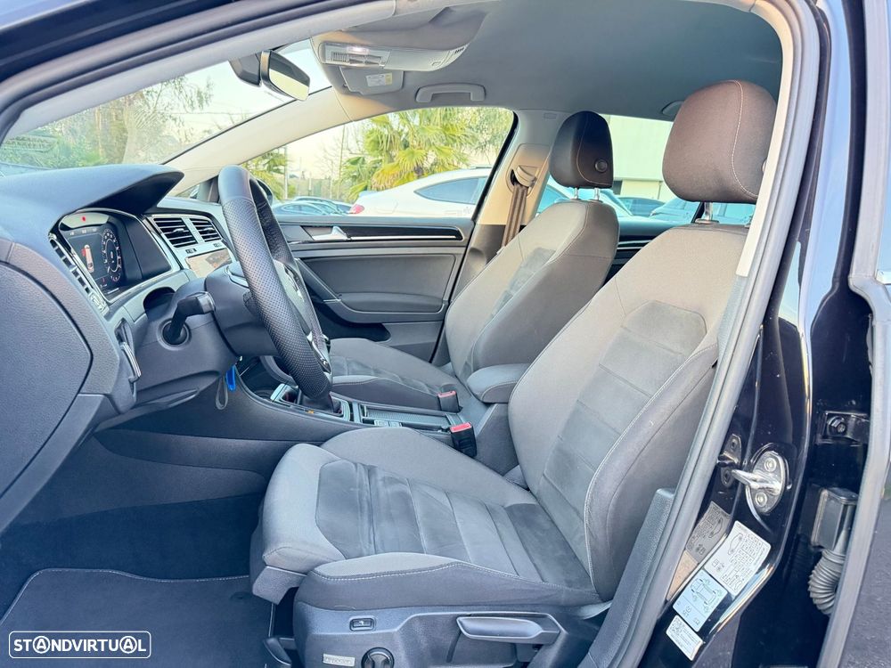 VW Golf Variant 1.6 TDi R-Line - 30