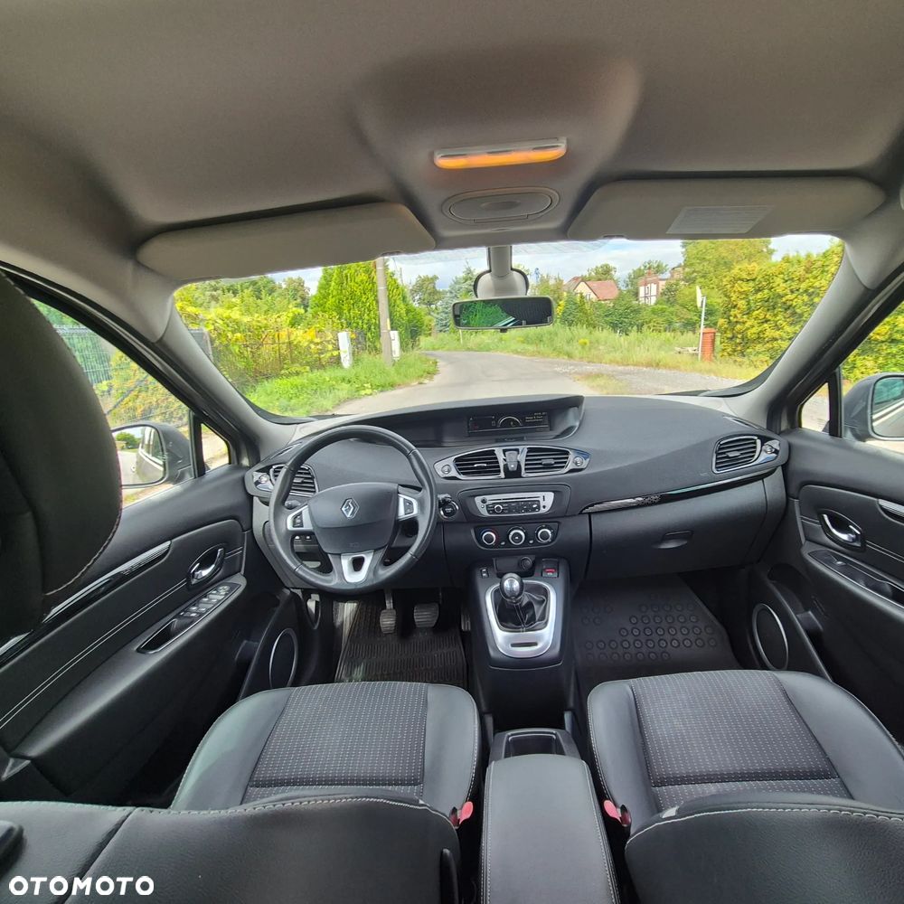 Renault Scenic 1.5 dCi Limited - 8