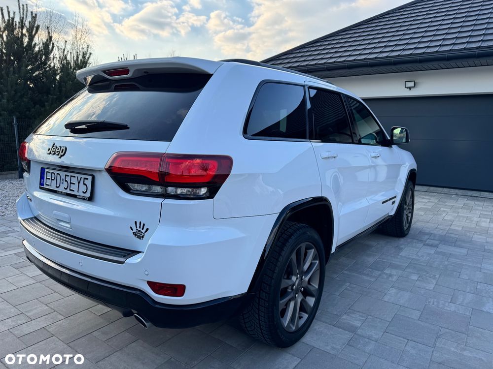 Jeep Grand Cherokee 3.0 CRD 75th Anniver - 29