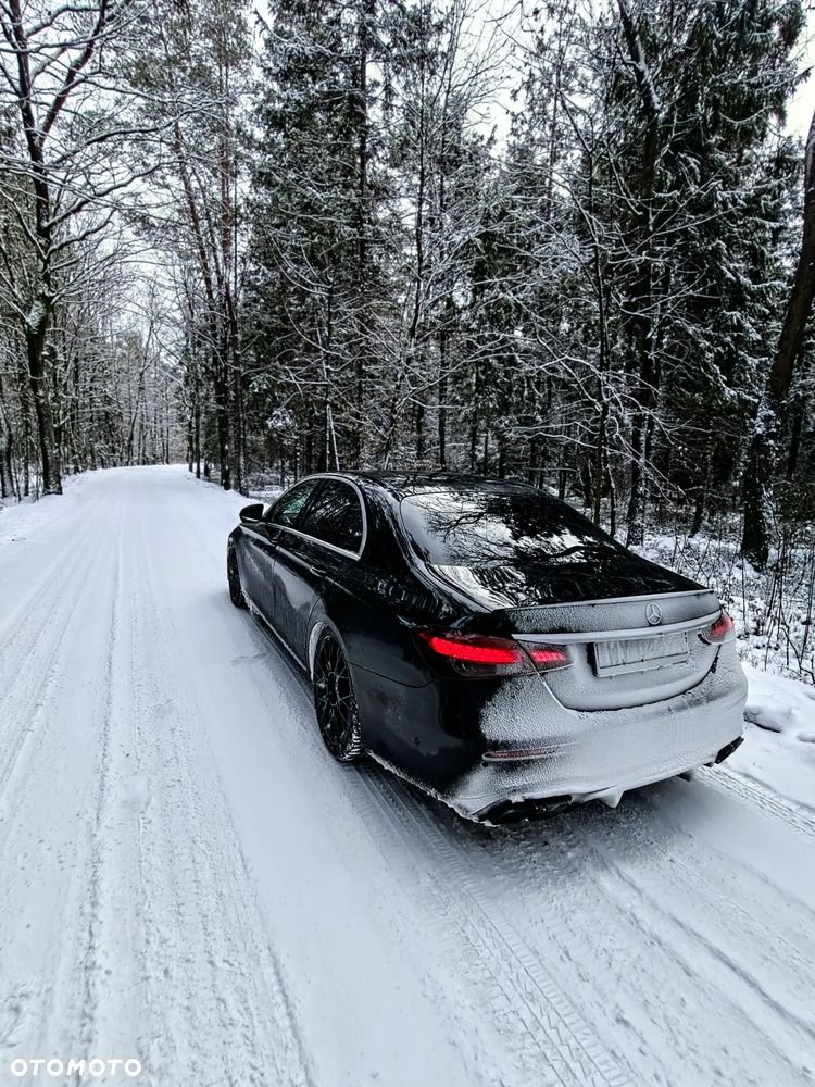 Mercedes-Benz Klasa E 220 d 9G-TRONIC - 21