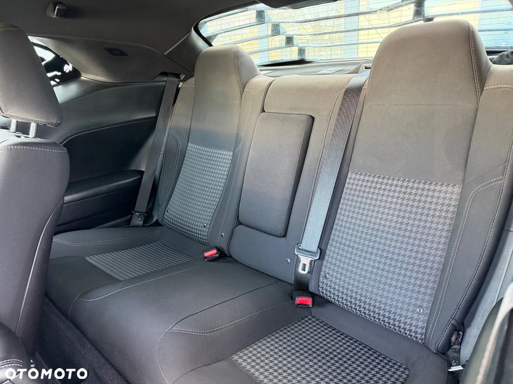 Dodge Challenger 3.6 SXT Plus - 18