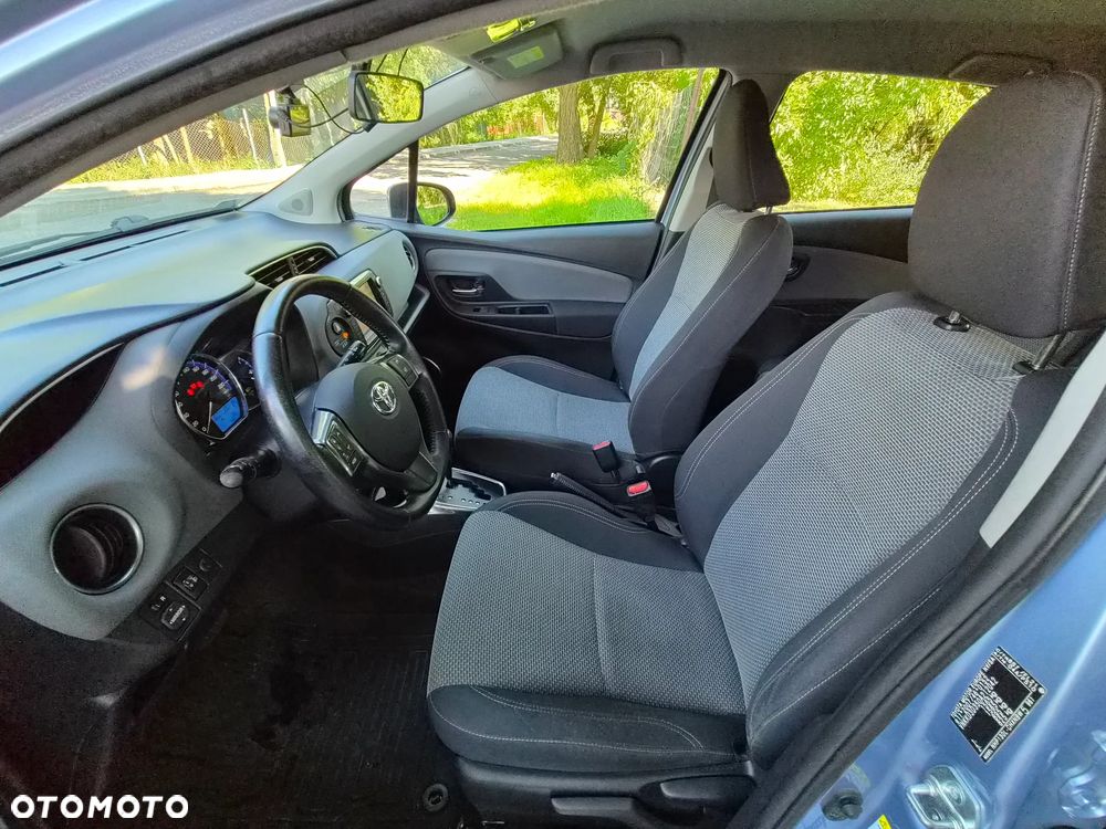 Toyota Yaris Hybrid 100 Premium EU6 - 11