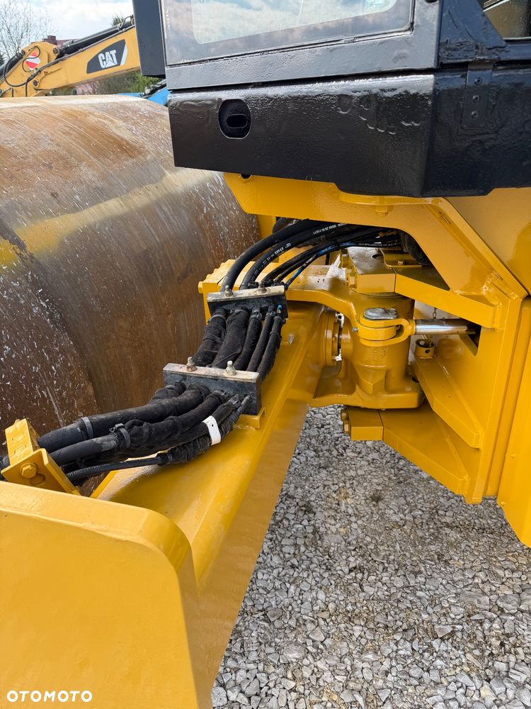 Caterpillar CS56 - 12