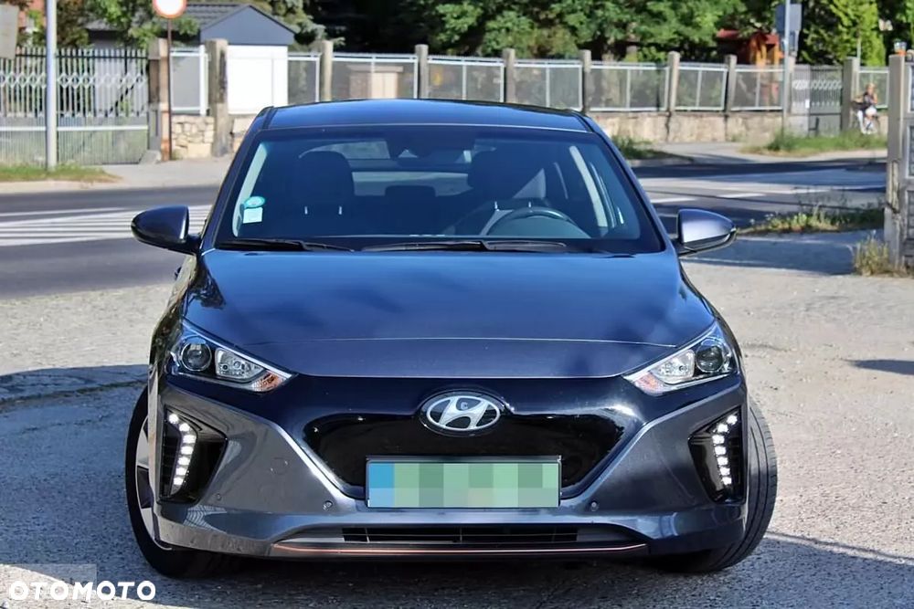 Hyundai IONIQ - 5