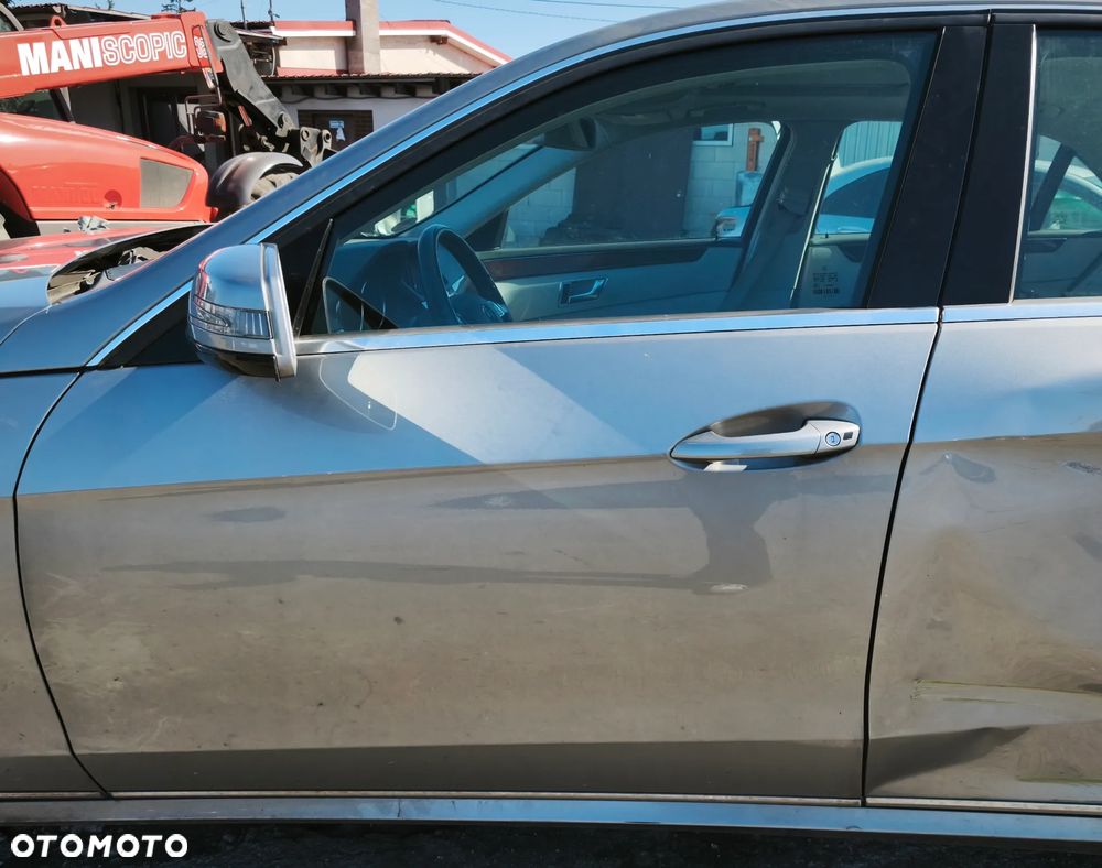 MERCEDES E-KLASA W212 13r DRZWI LEWY PRZÓD LEWE PRZEDNIE GOŁE 792 - 1