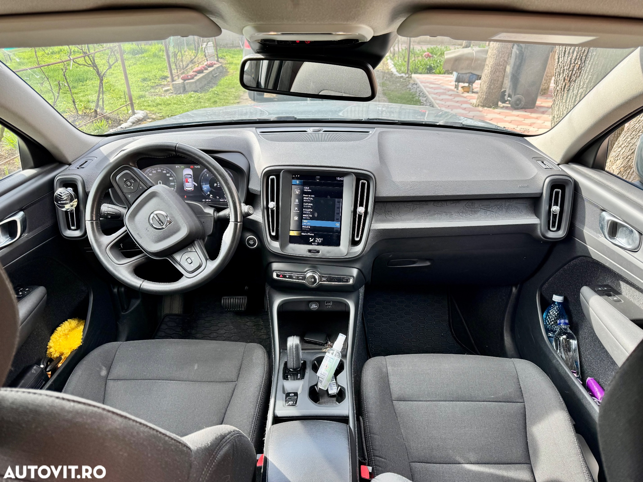 Volvo XC 40 D3 Momentum - 9