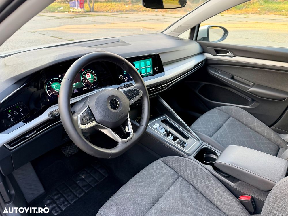 Volkswagen Golf 1.5 eTSI DSG MHEV Life - 10