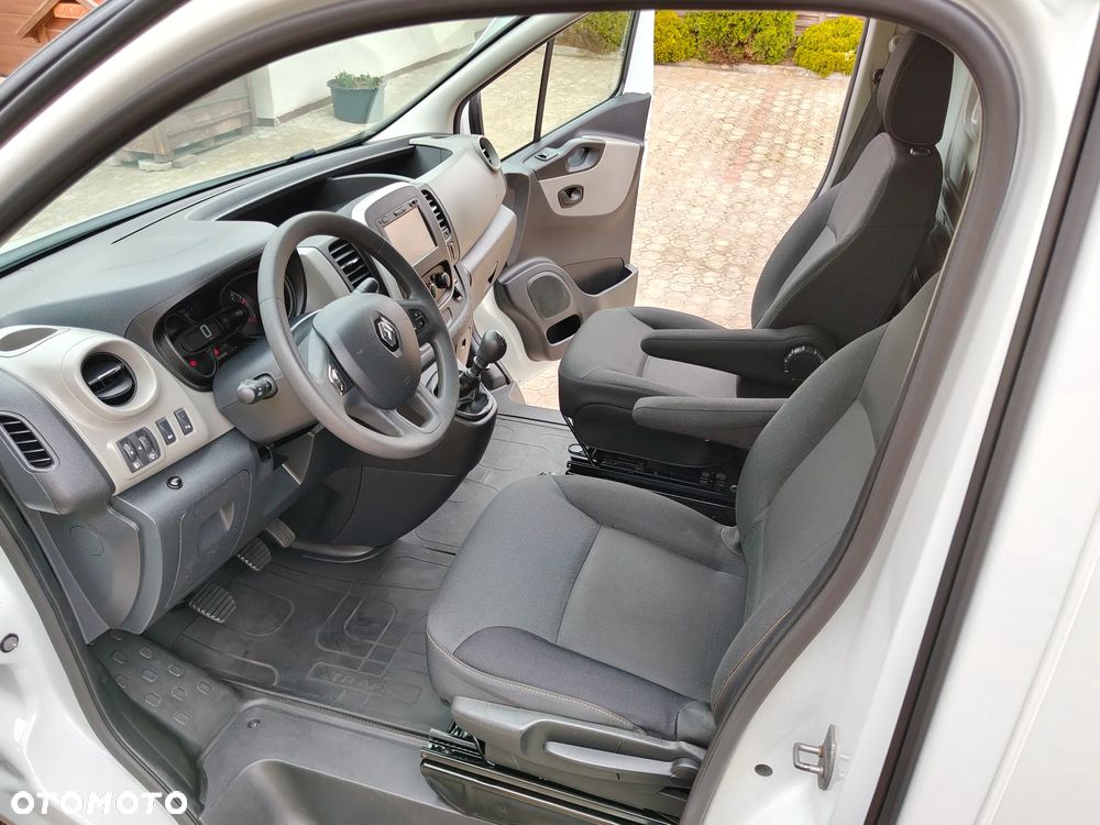 Renault TRAFIC - 19