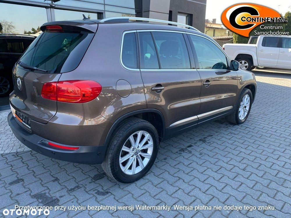 Volkswagen Tiguan - 4
