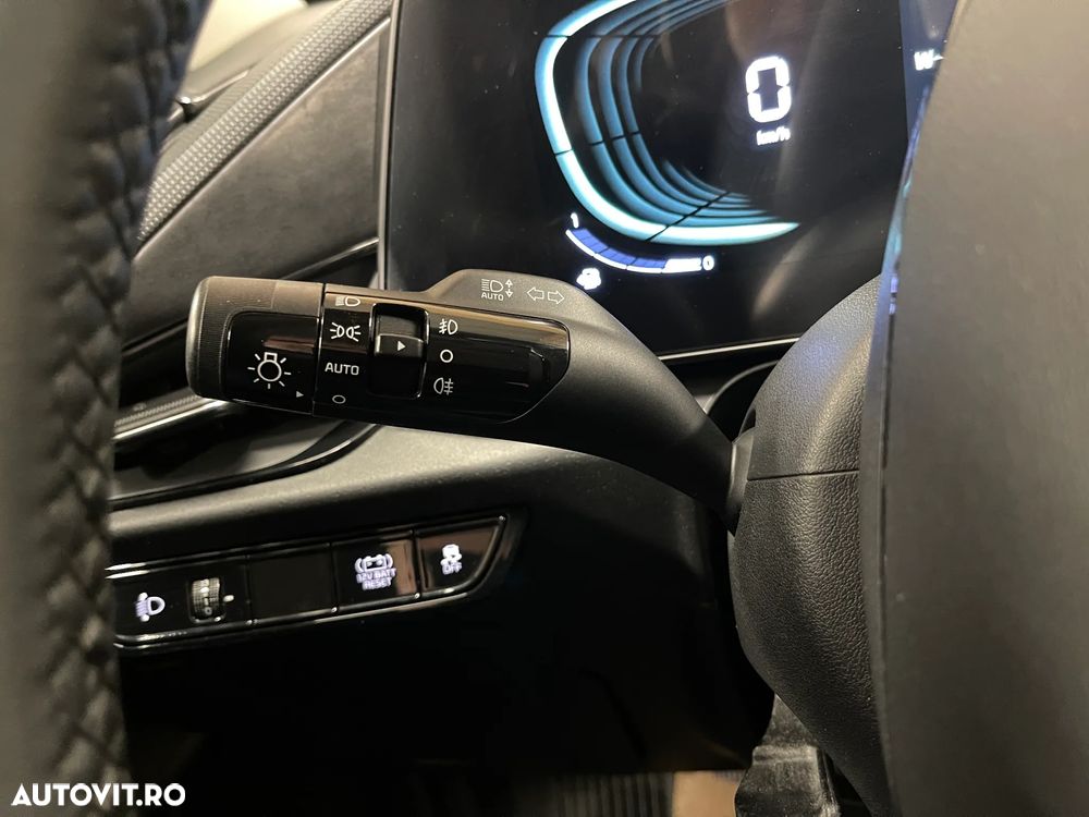 Kia Niro 1.6 GDI HEV 2WD OPF Aut. Vision - 23