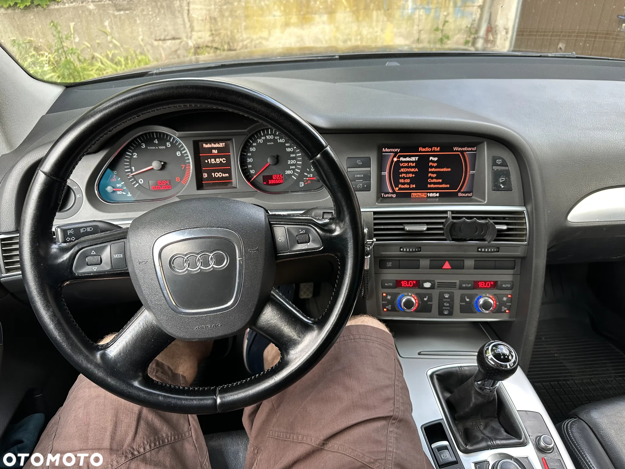 Audi A6 Avant 2.4 - 19