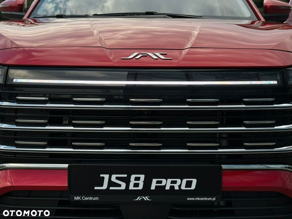 JAC JS8 - 14
