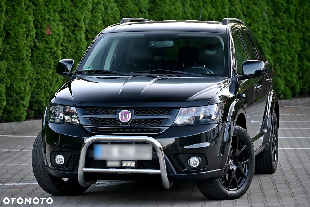 Fiat Freemont 2.0 Multijet Black Code AWD - 3