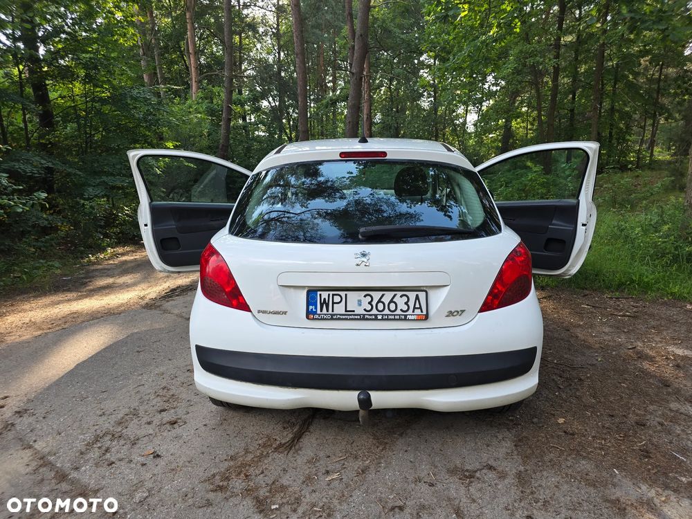 Peugeot 207 - 9