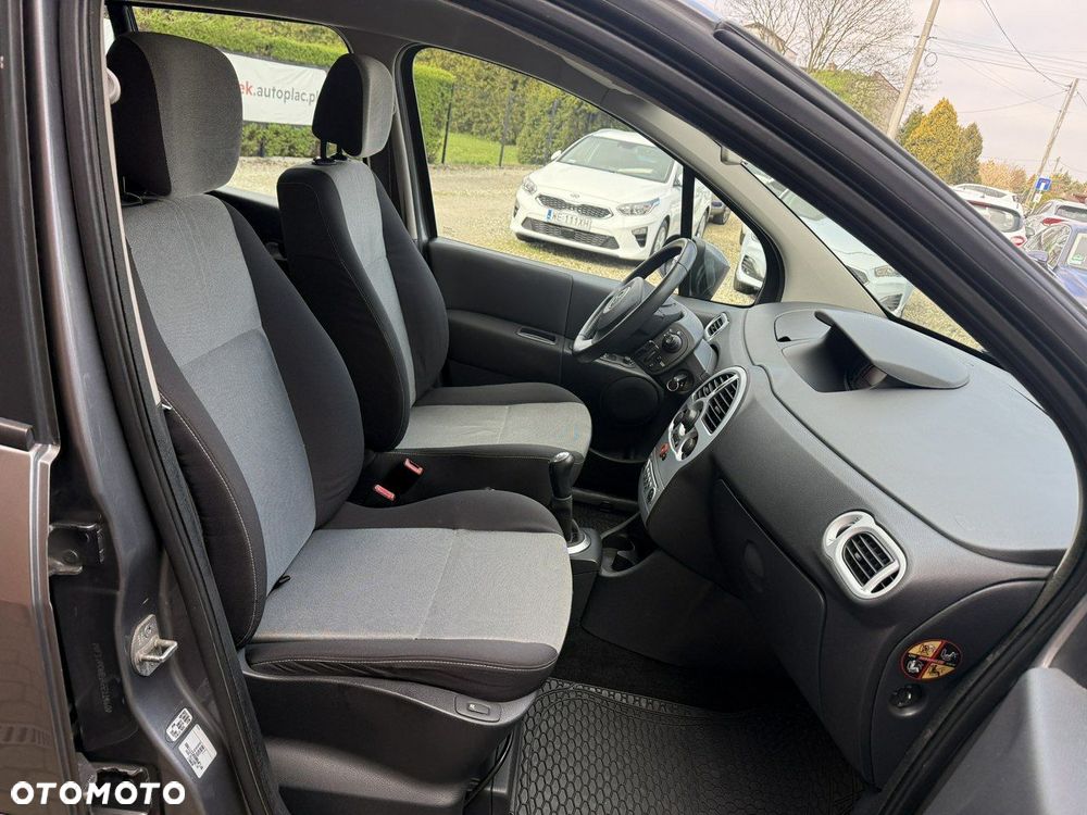 Renault Modus - 19