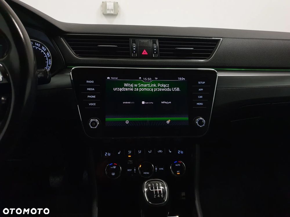 Skoda Superb 2.0 TDI Sportline - 18