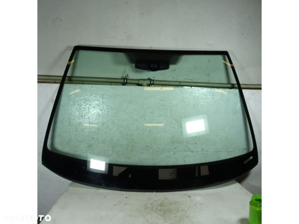 SKODA OCTAVIA II SZYBA PRZEDNIA CZUJNIK LUSTERKO