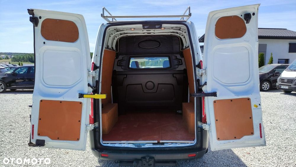 Ford Transit Custom - 8