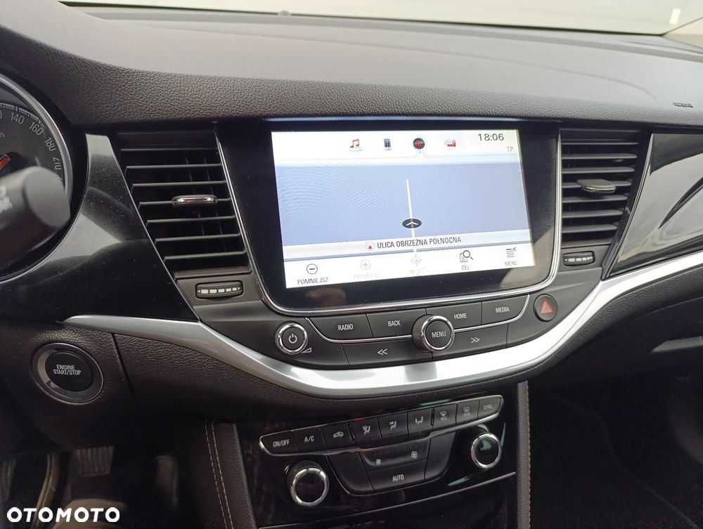 Opel Astra 1.4 Turbo Innovation - 30