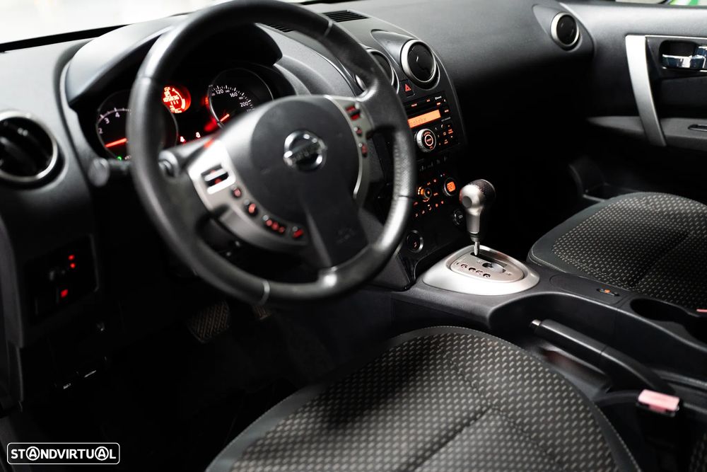 Nissan Qashqai 2.0 Acenta CVT - 16