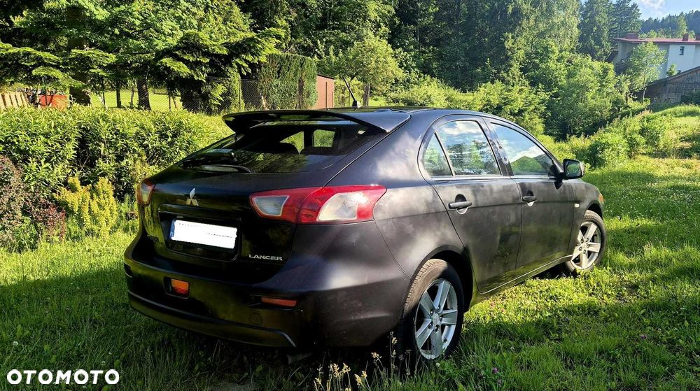 Mitsubishi Lancer - 3