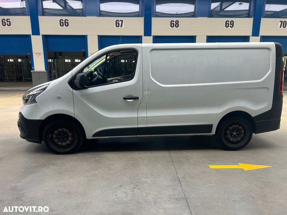 Renault TRAFIC - 2