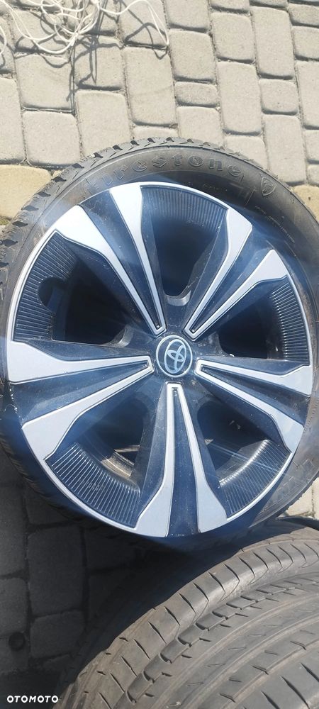 kołpak toyota 17
