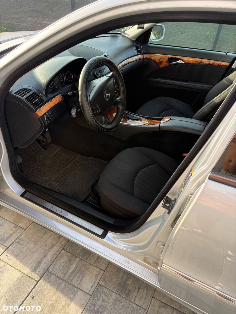 Mercedes-Benz Klasa E 320 CDI Classic - 18