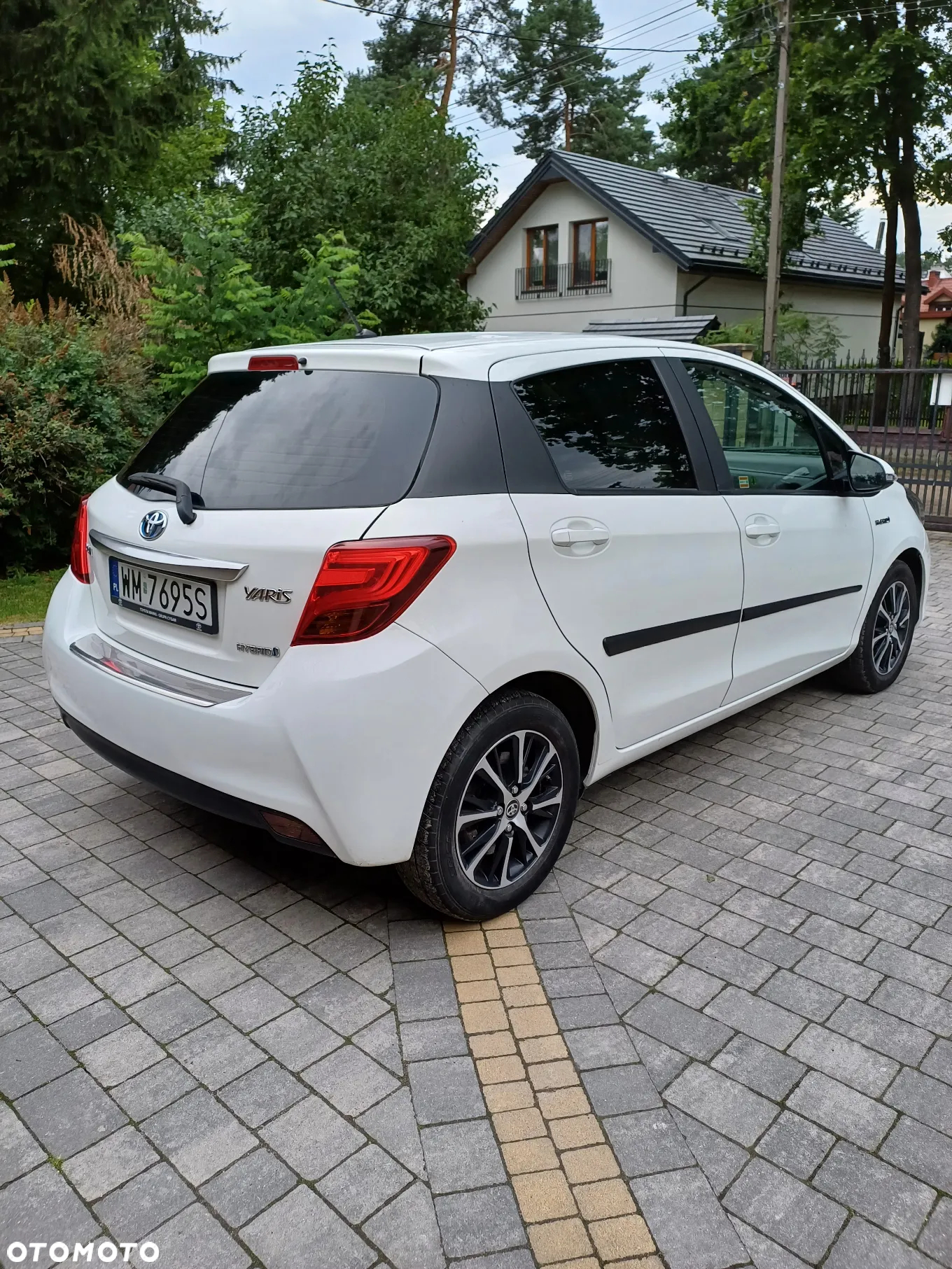 Toyota Yaris Hybrid 100 Premium EU6 - 2