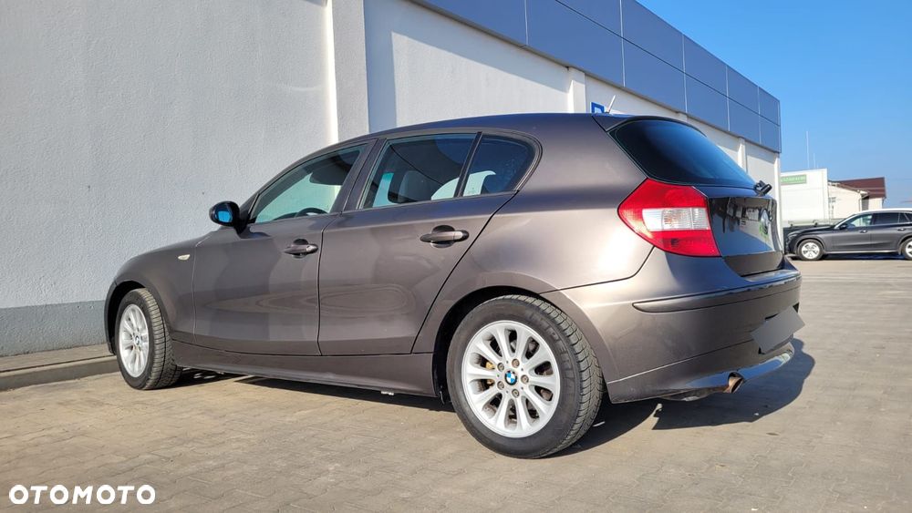 BMW Seria 1 116i - 5