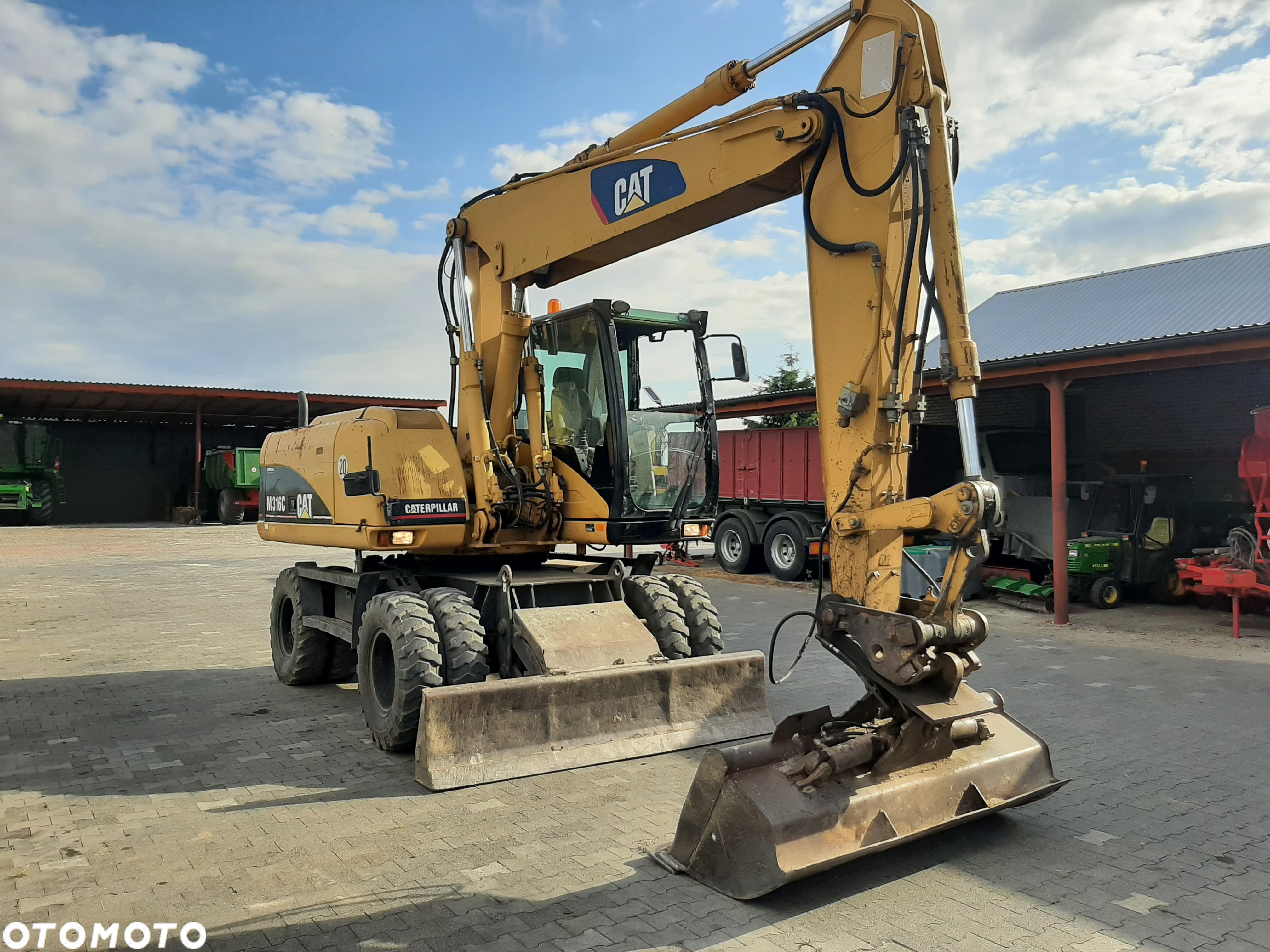 Caterpillar M316C - 1