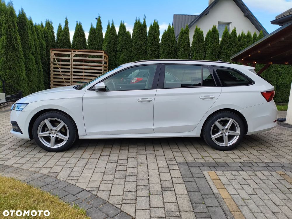 Skoda Octavia 2.0 TDI DSG Style - 4