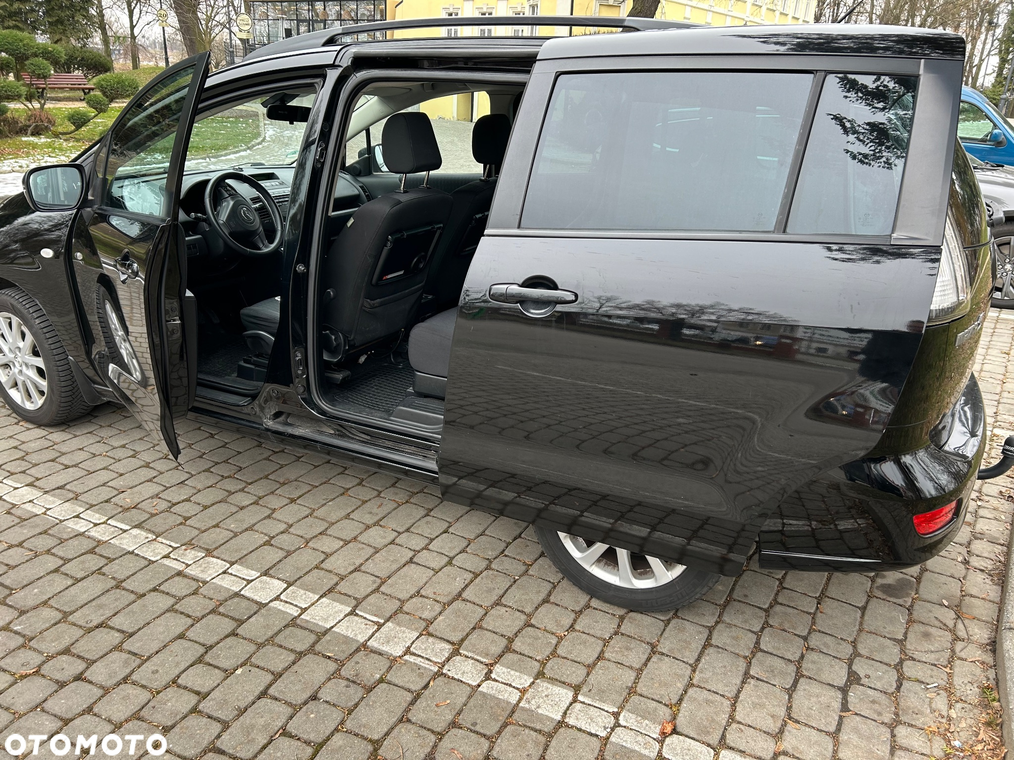 Mazda 5 - 12