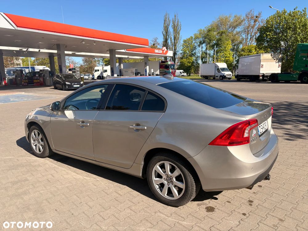Volvo S60 D3 - 11