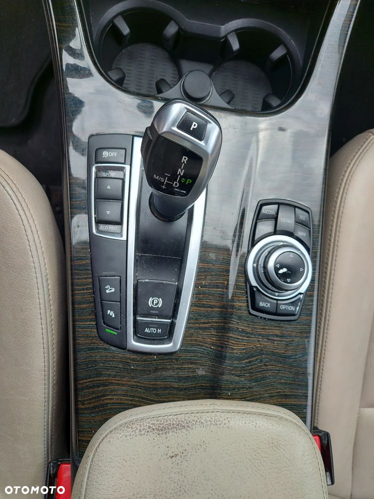 BMW X3 xDrive20i Advantage - 17