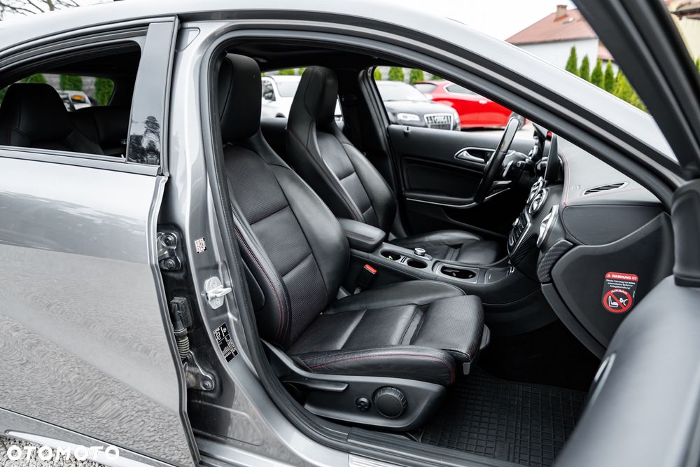 Mercedes-Benz Klasa A 200 7G-DCT AMG Line - 23