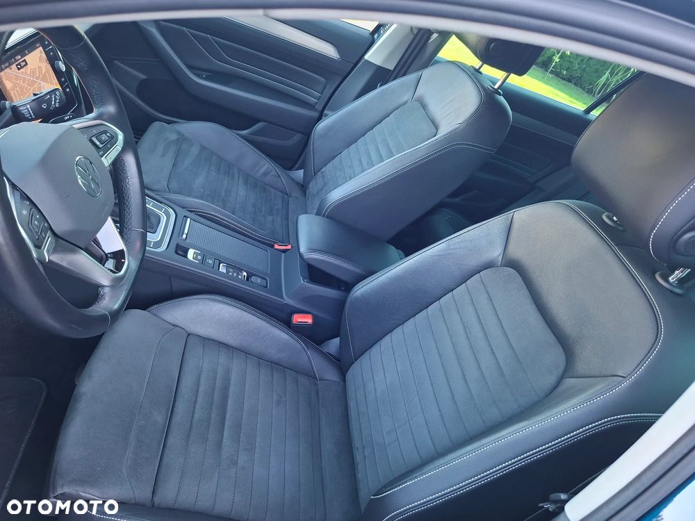 Volkswagen Passat 2.0 TSI Elegance DSG - 23