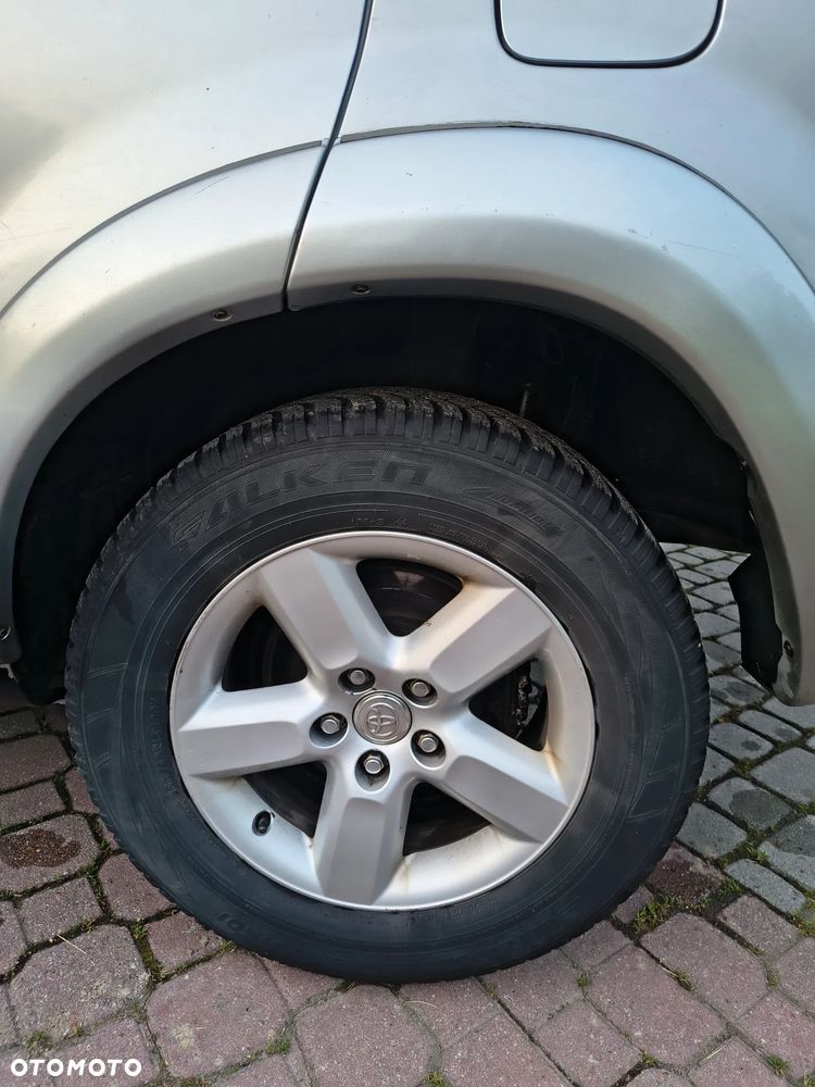 Toyota RAV4 2.0 D-4D 4x4 - 22