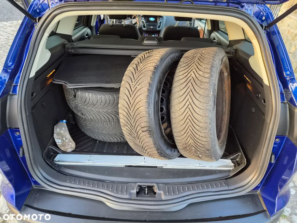 Ford Focus - 14
