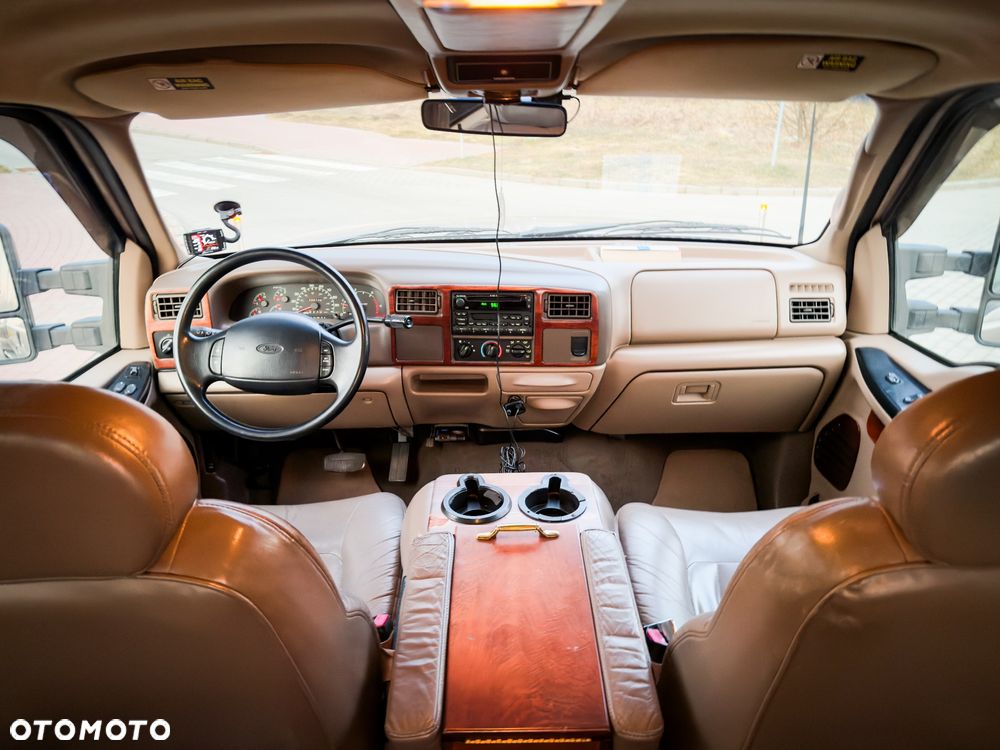 Ford F350 - 6