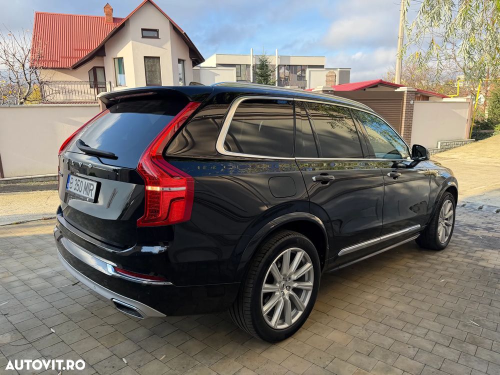 Volvo XC 90 D5 AWD Geartronic Inscription - 4