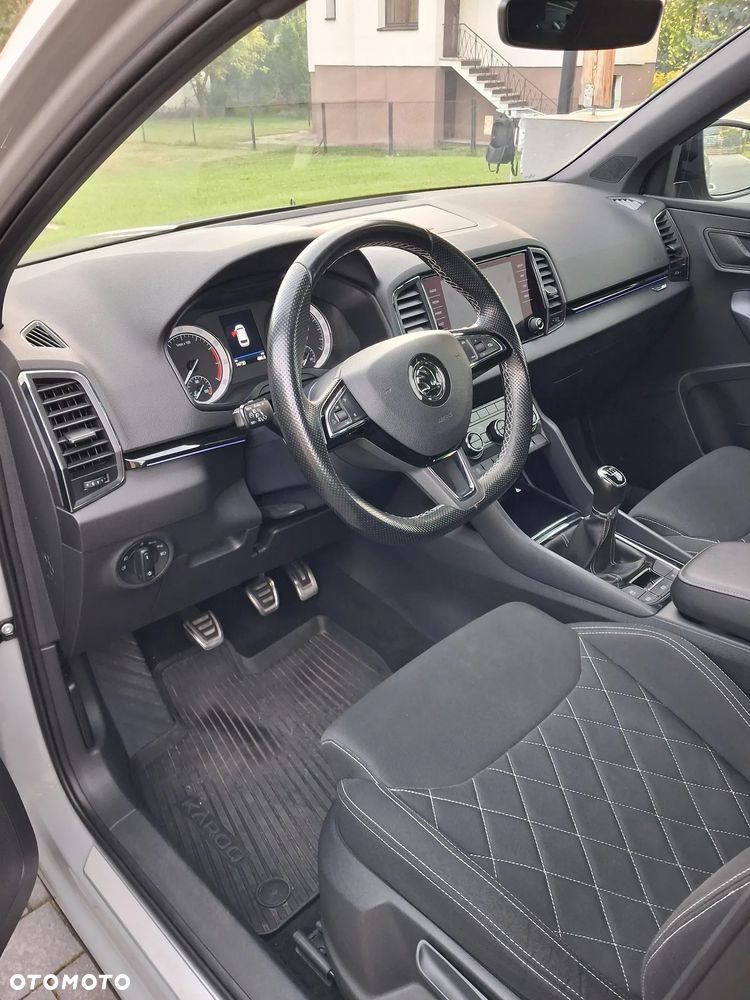 Skoda Karoq 1.5 TSI ACT GPF 4x2 Sportline - 8