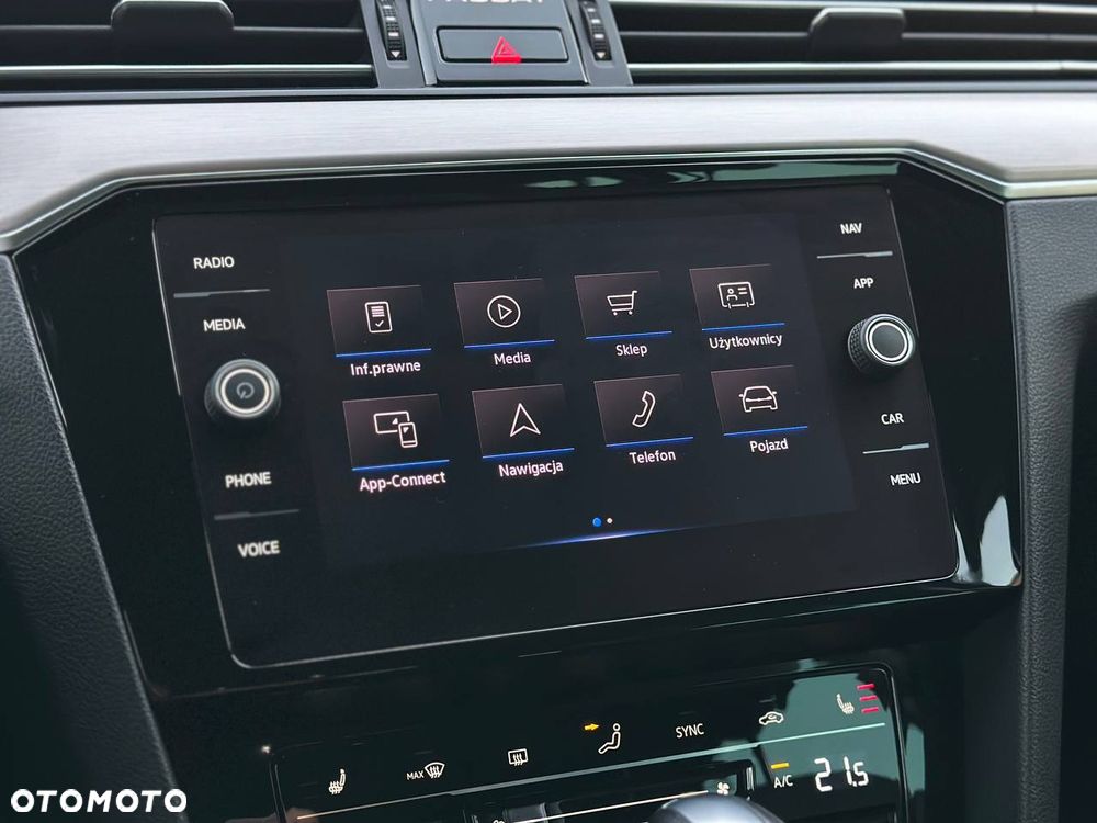 Volkswagen Passat 2.0 TDI SCR DSG Highline - 24