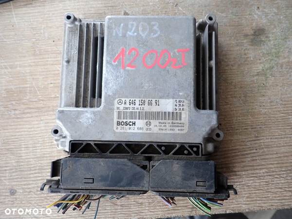 MERCEDES W203 KOMPUTER STEROWNIK SILNIKA A6461506691 0281012686