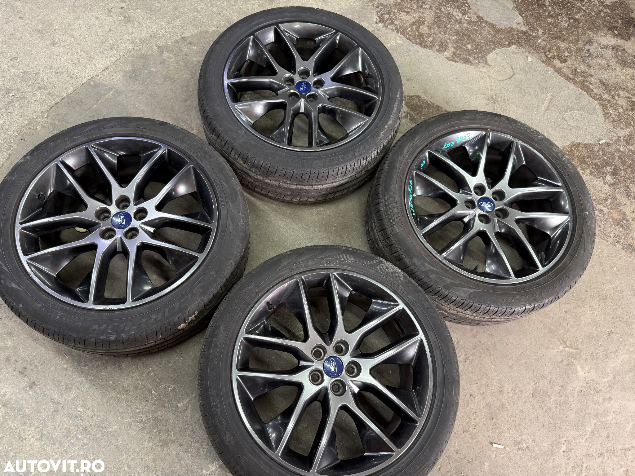 Set jante aliaj FORD EDGE 2 an 2015-2023 cu cauciucuri vara 255/45R20 Pirelli - 2