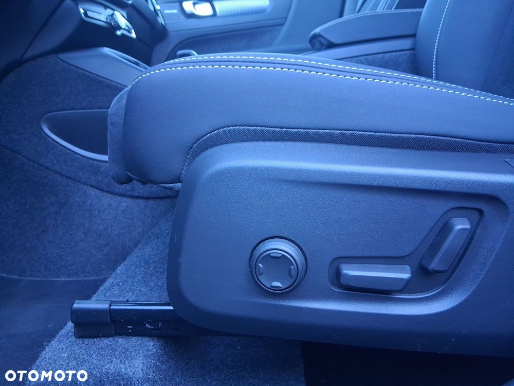 Volvo XC 40 - 13