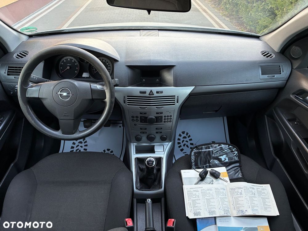 Opel Astra 1.6 Cosmo - 9