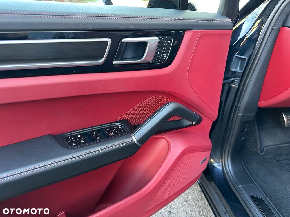 Porsche Cayenne GTS Tiptronic S - 11